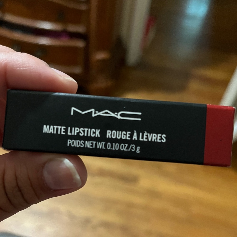 MAC matte lipstick - Picture 2 of 4
